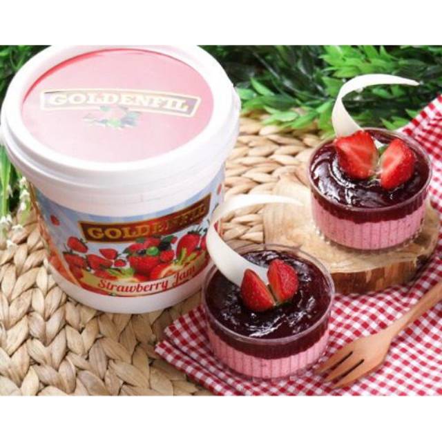 

Goldenfil Strawberry Jam 1Kg / Selai Buah Olesan Roti Kue Cake Minuman Smooties Jus Blender 1 Kg