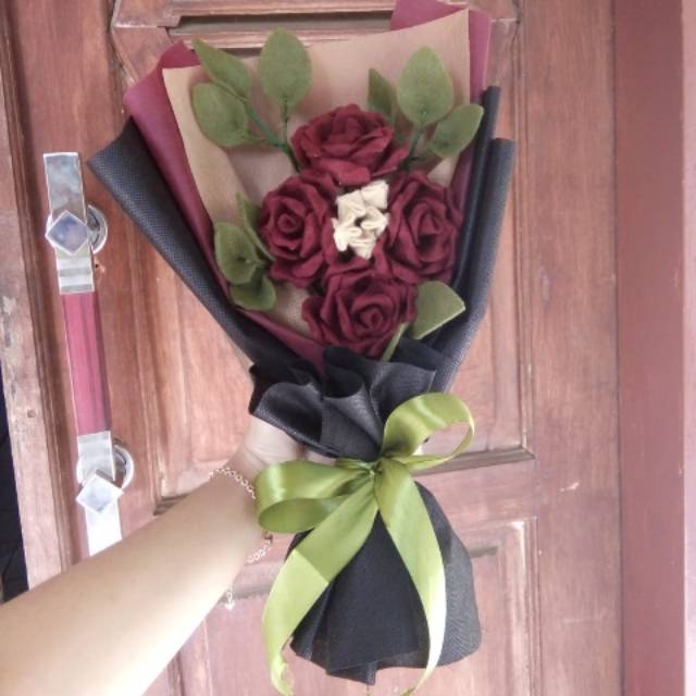 Buket bunga/ buket kain flanel/ bunga kain flanel/bungan flanel murah
