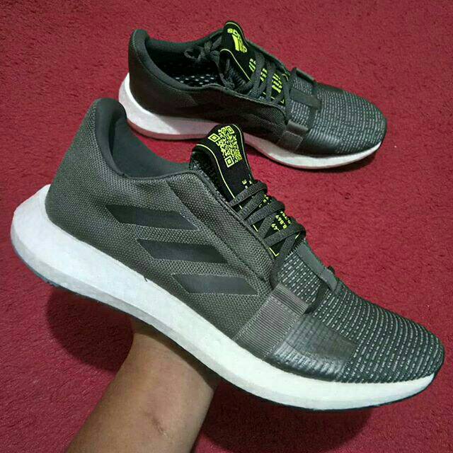 ADIDAS SENSEBOOST GO ORIGINAL