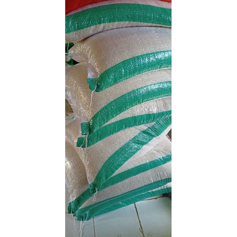 

Beras Caredek Solok 10 kilo