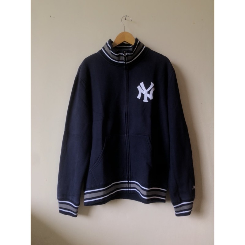 varsity yankes second