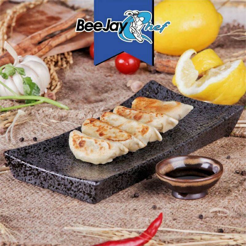 

bee jay gyoza + Chili oil 500gr