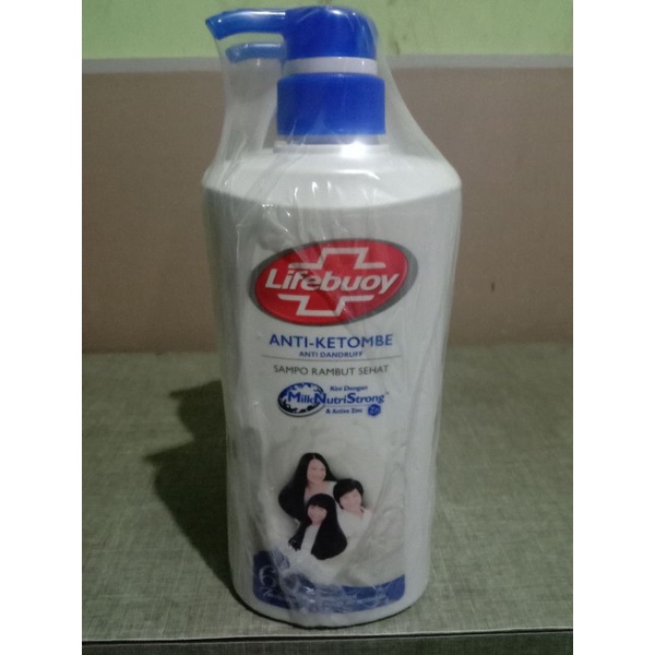 Lifebuoy Shampoo Kuat dan Berkilau 680ml