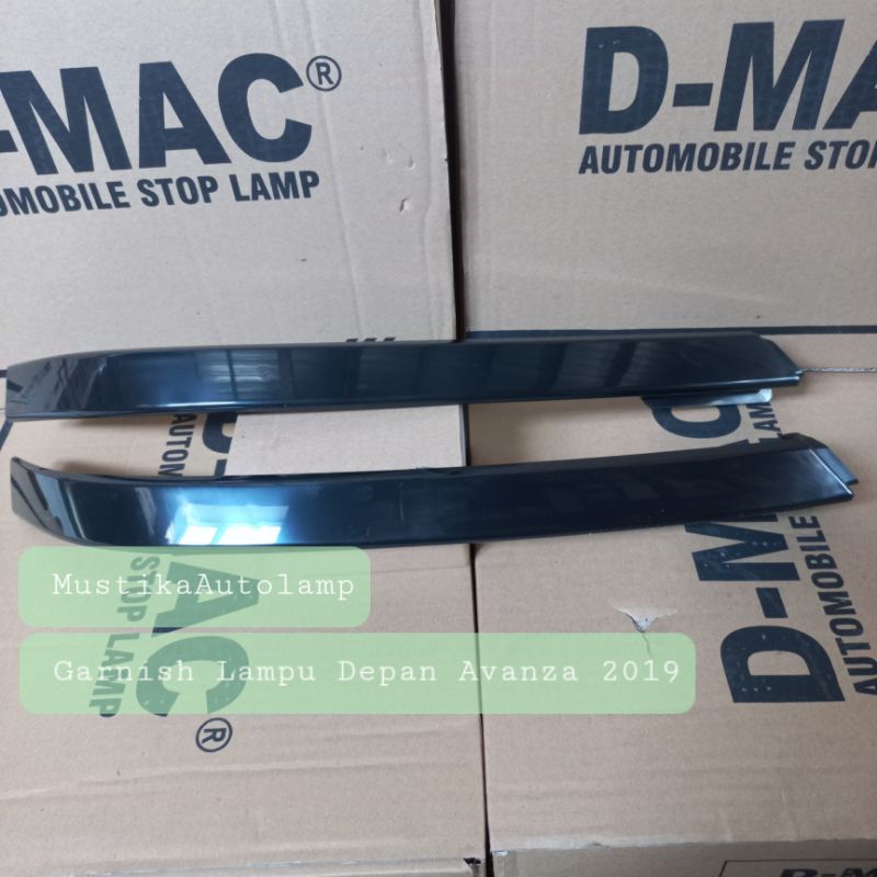 Garnish Lampu Depan Avanza 2019
