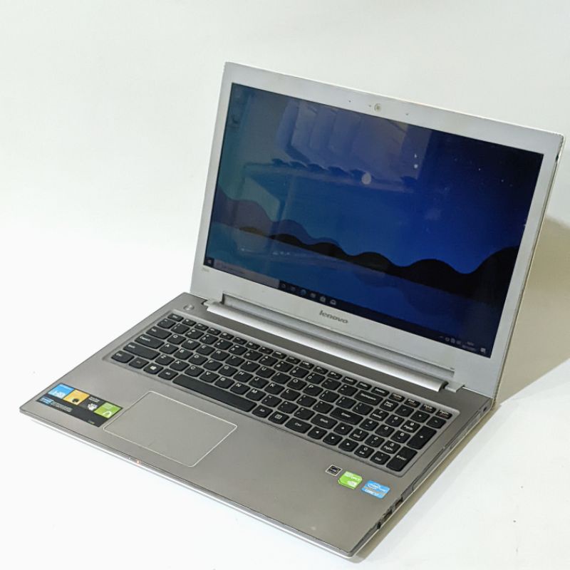 laptop editing Lenovo Ideapad z500 - core i7 8core - ram 16gb - Dual vga Nvidia GeForce GT 740m