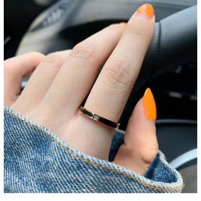 GG Cincin Aksen Lingkar Hitam Berlian Titanium#CC-LH