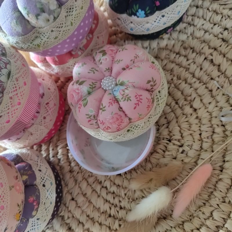 PINCUSHION tempat jarum pentul lucu tempat peniti buka tutup