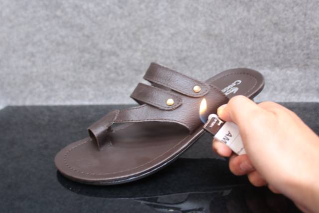 Sendal Pria Slide Kickers Urban Bahan Kulit Santai Nyaman Jalan NgemalL HangOut Kekinian Semi Formal