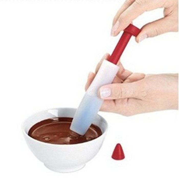 Chef'n Pastry Pen Cupcake Baking and Decorating Tool