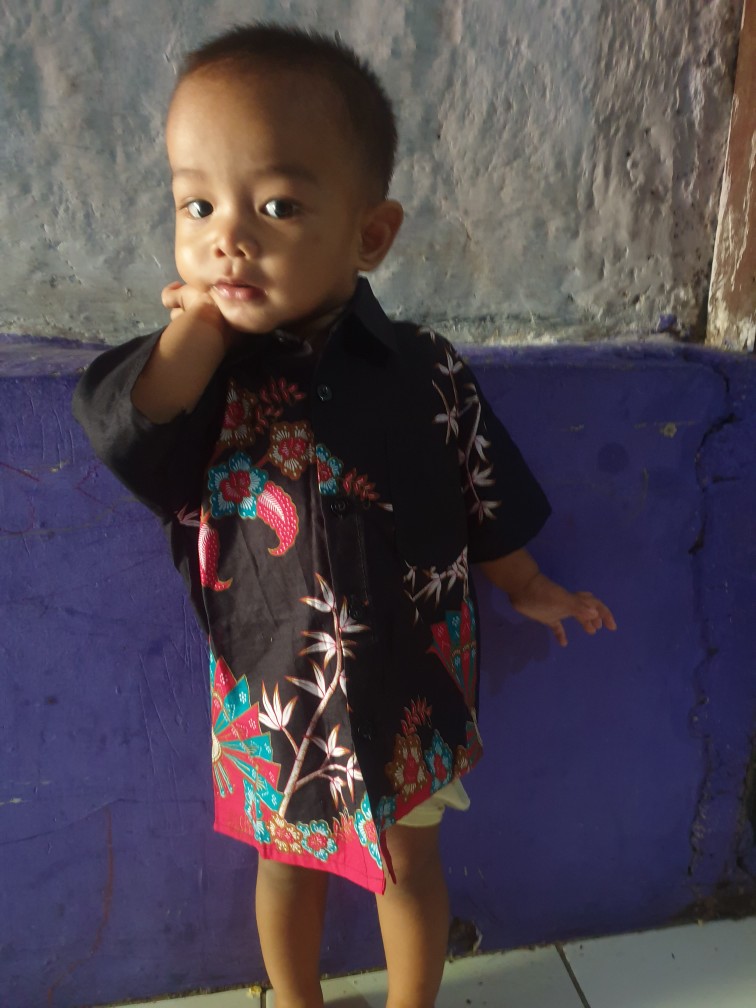 Ruzza Batik Anak Ukuran 0-15 Tahun Kemeja Motif Kipas Hitam Merah Phoenix Pink