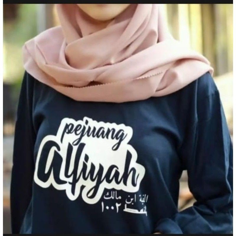 Kaos Santriwati//kaos distro