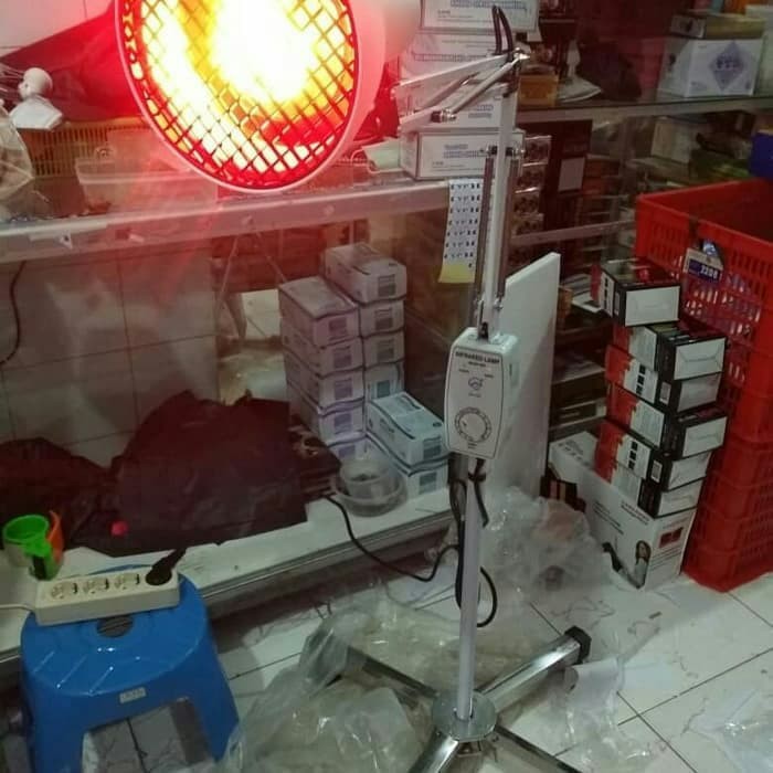 Lampu TDP CQ 400 Infrared XinFeng / Terapi Panas