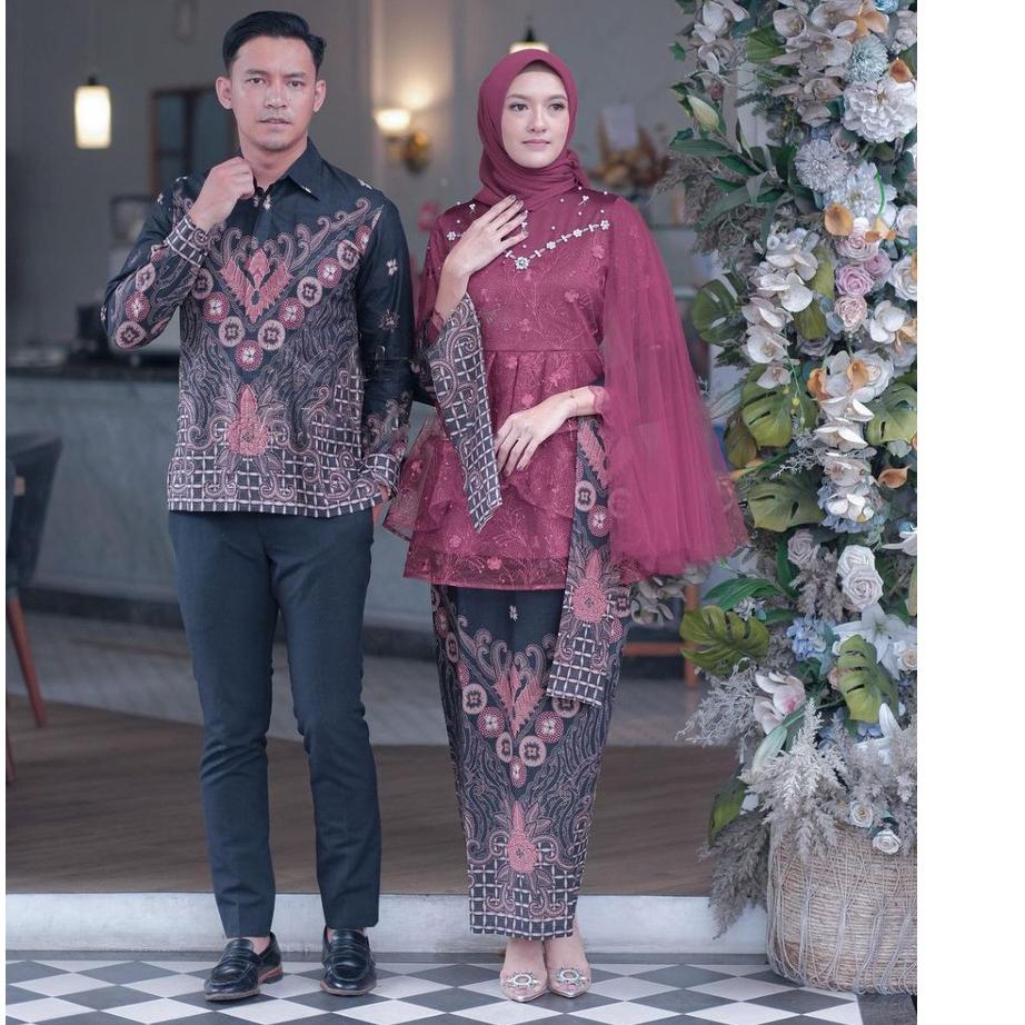 Telah Hadir.. SET COUPLE KEBAYA BATIK MECA MAROON KEBAYA BROKAT  WISUDA TUNANGAN LAMARAN TERBARU
