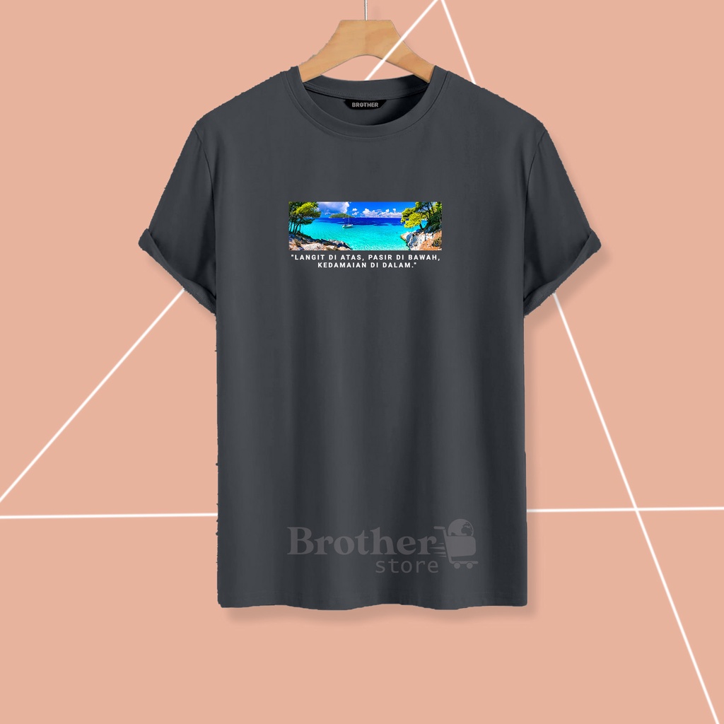 BROTHER STORE - Kaos Distro Pria - KAOS COWOK CEWEK - Kaos Kata Kata - Articel DAMAI DI PANTAI TYPE2 Premium