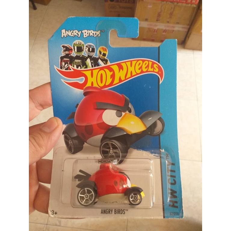 HOT WHEELS ANGRY BIRDS RED BIRD CARD TIDAK MULUS
