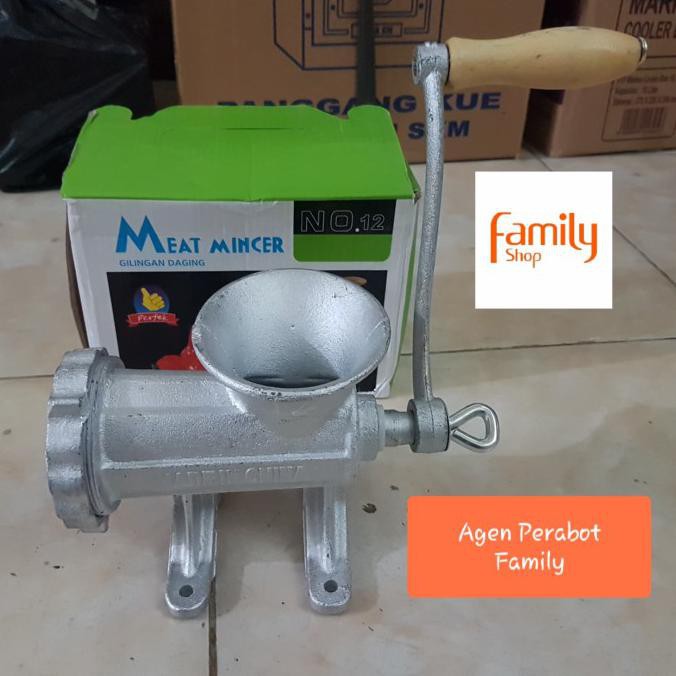 

Gilingan Daging Kacang Ikan Serba Guna (Meat Fish Mincer) no. 12 Tebal