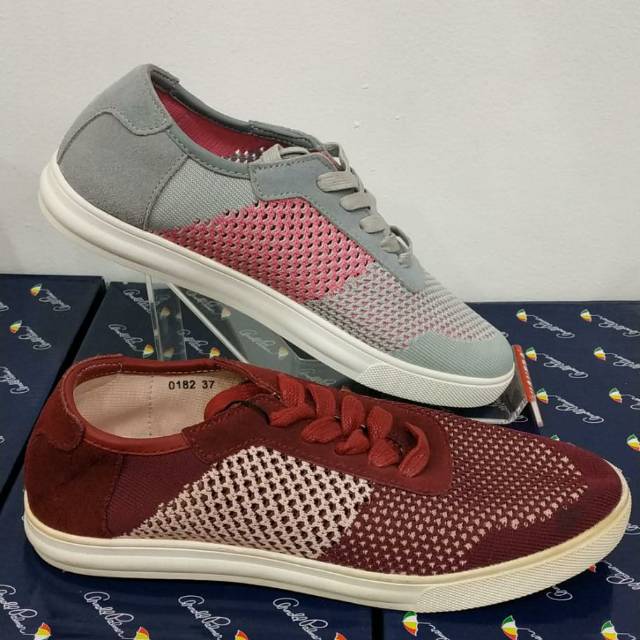 Sepatu cewek Arnold Palmer