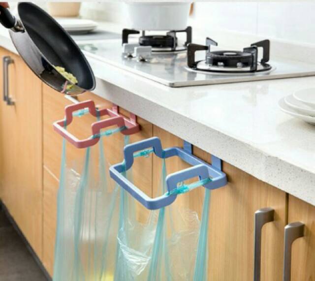 Gantungan tempat sampah