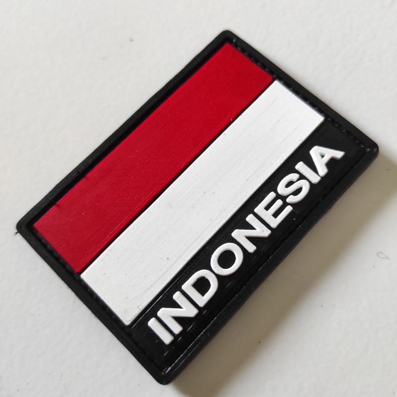 PATCH RUBBER LOGO BENDERA MERAH PUTIH TULISAN INDONESIA PUTIH/TEMPELAN EMBLEM KARET VELCRO