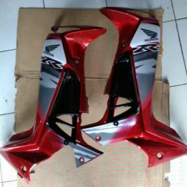 Sayap Honda supra X 125 bedmen warna merah