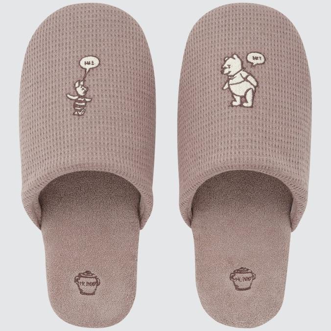 UNIQLO Sandal Rumah Winnie the Pooh / Sandal Nyaman Wanita