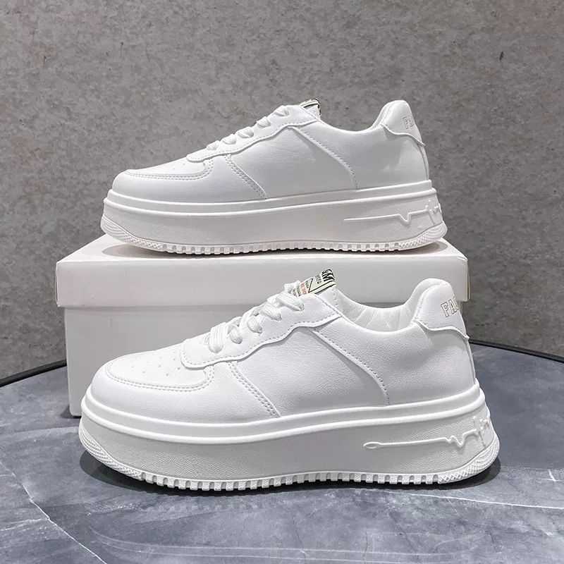 SEPATU SNEAKERS WANITA AIR06