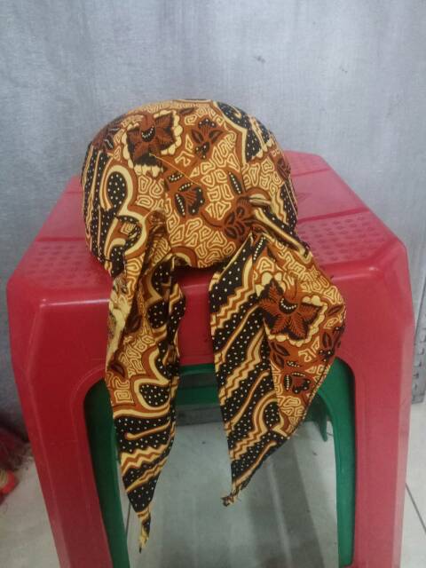 BLANGKON ANAK Tk - sd / blangkon solo batik