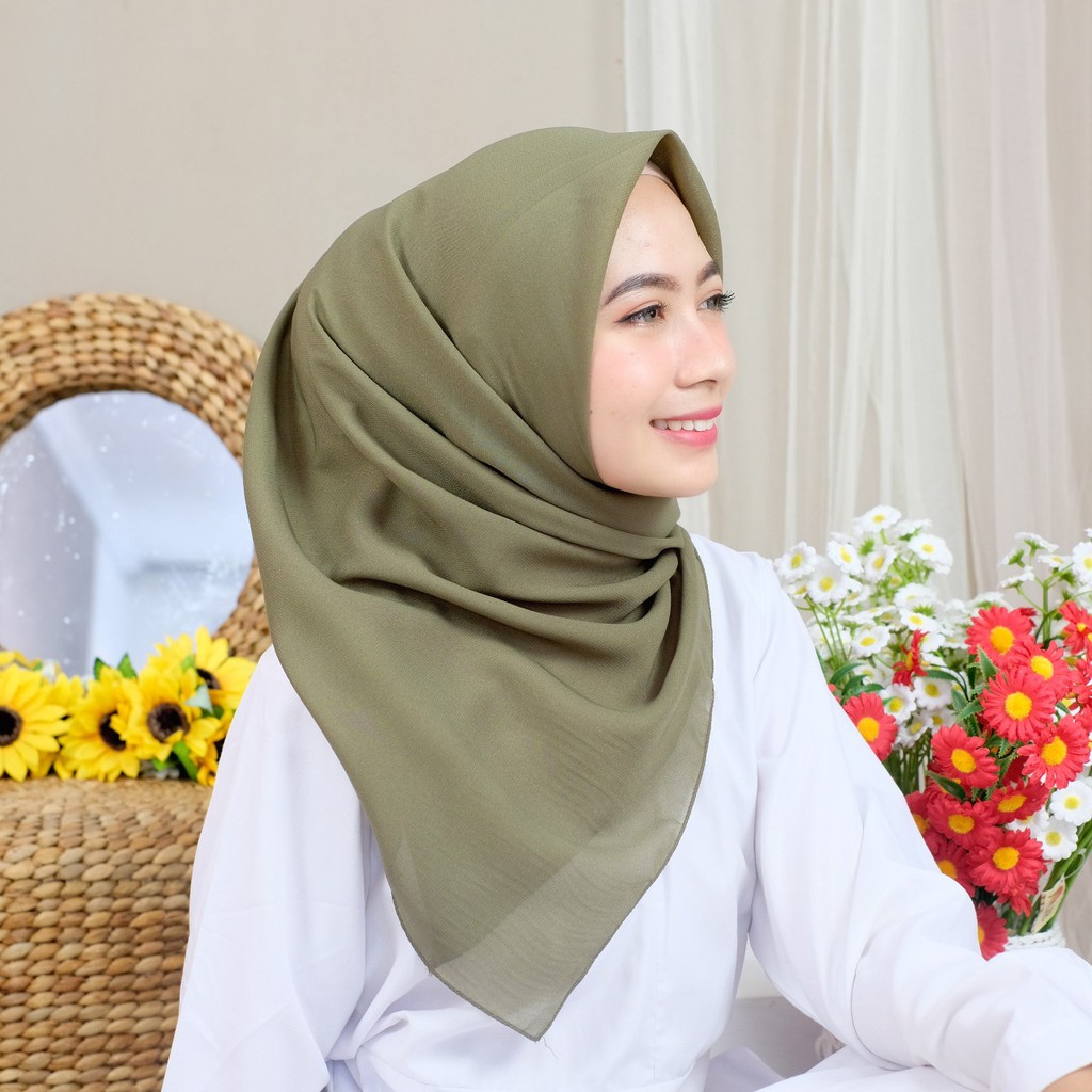 BSPLC - HIJAB BELLA SQUARE POLOS POLYCOTTON 110X110CM / HIJAB MUSLIM / JILBAB WANITA / KERUDUNG