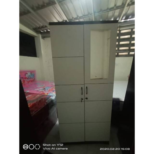 Lemari 2 pintu