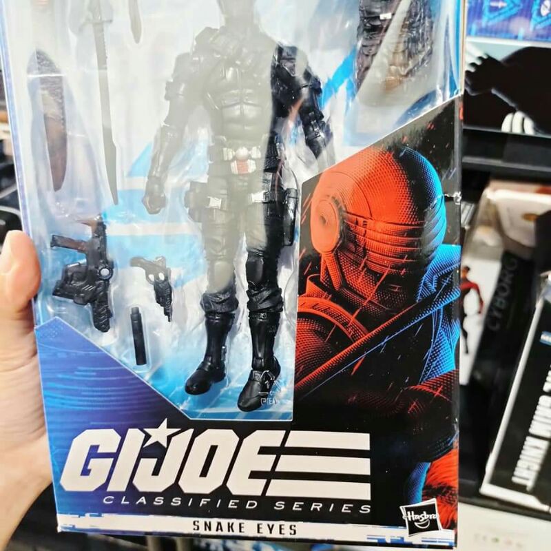 mainan figureGi joe snake eyes
Classified series