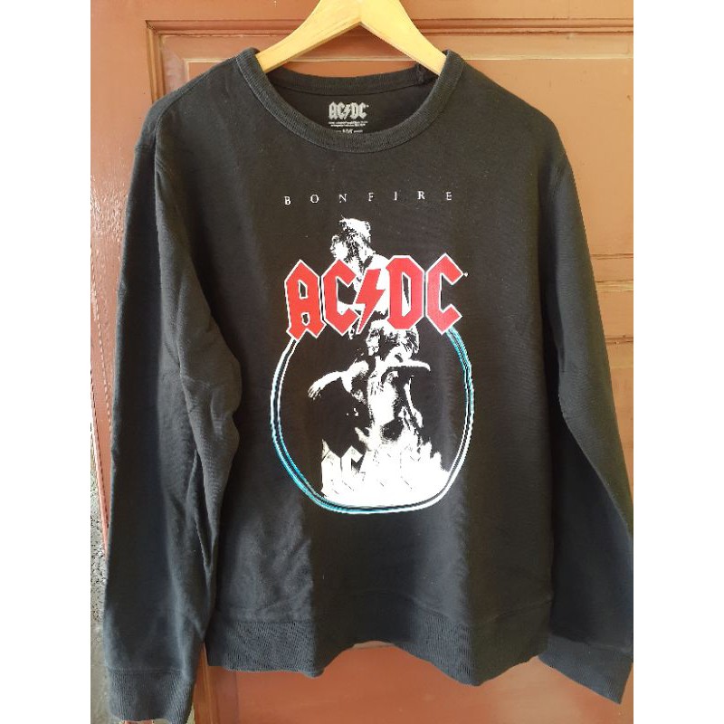 acdc crewneck