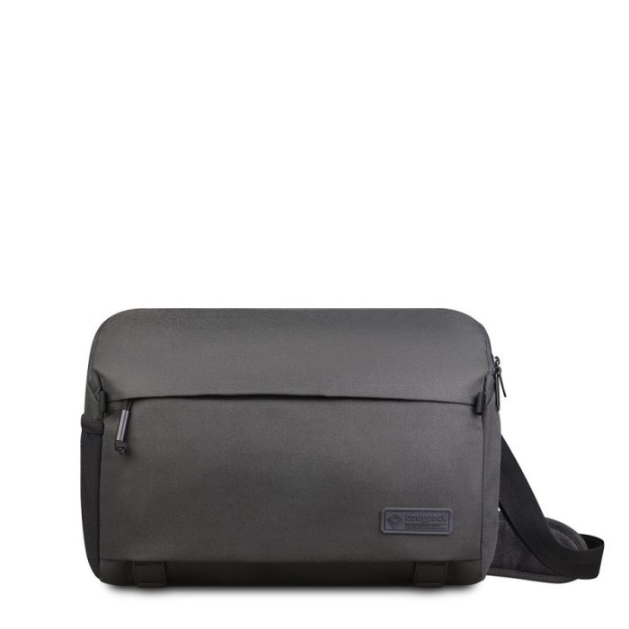 Tas Selempang Bodypack Bolt 1.1 Sling Bag - Black