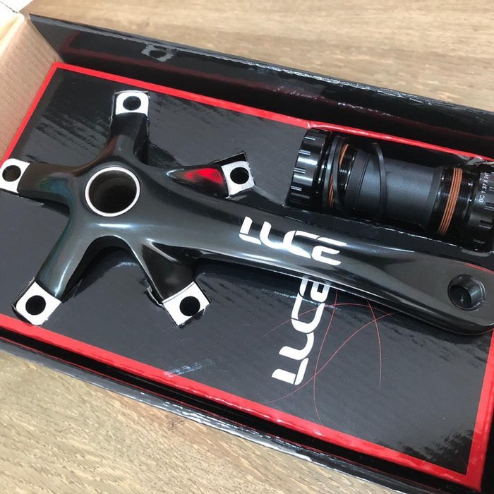 Crank Luce Hollowtech 2    ⠀⠀⠀⠀⠀⠀⠀⠀⠀⠀⠀⠀⠀⠀⠀⠀⠀⠀⠀⠀⠀⠀⠀⠀⠀⠀⠀