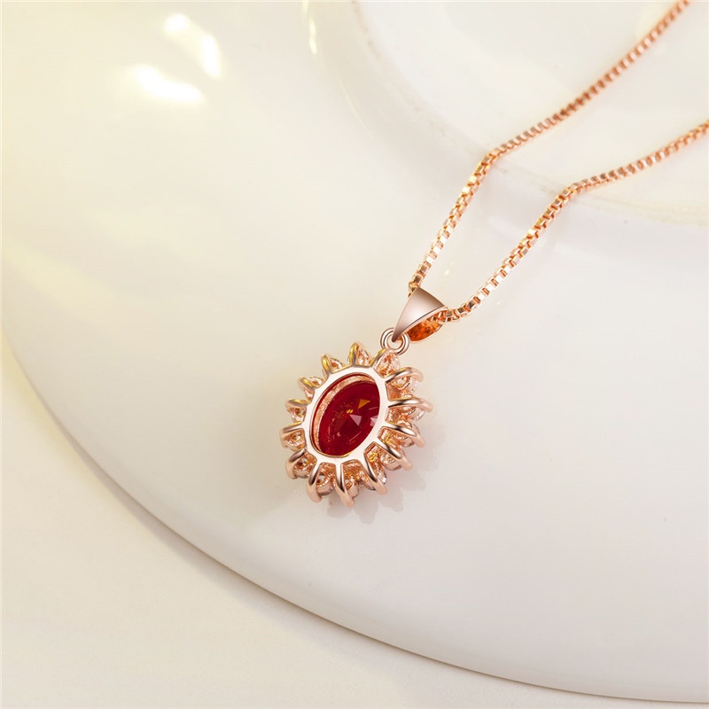 [Ready Stock]Fashion Inlaid Ruby Pendant Rose Gold Necklace