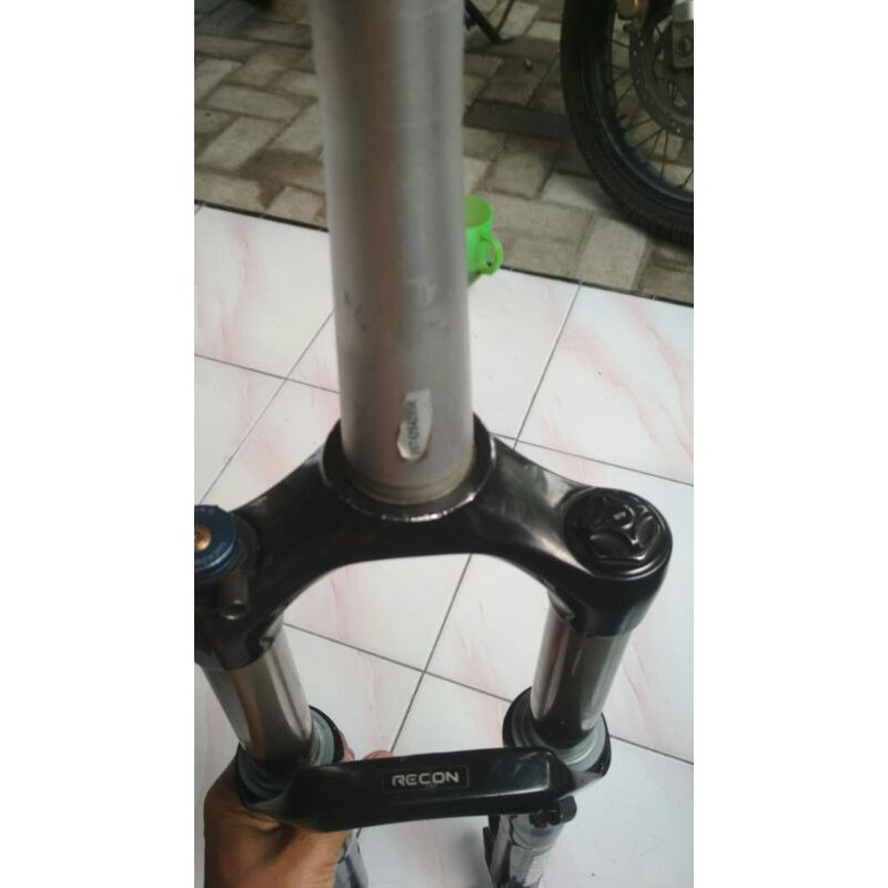 Fork Rockshox recon TA 15 , 26 travel 120