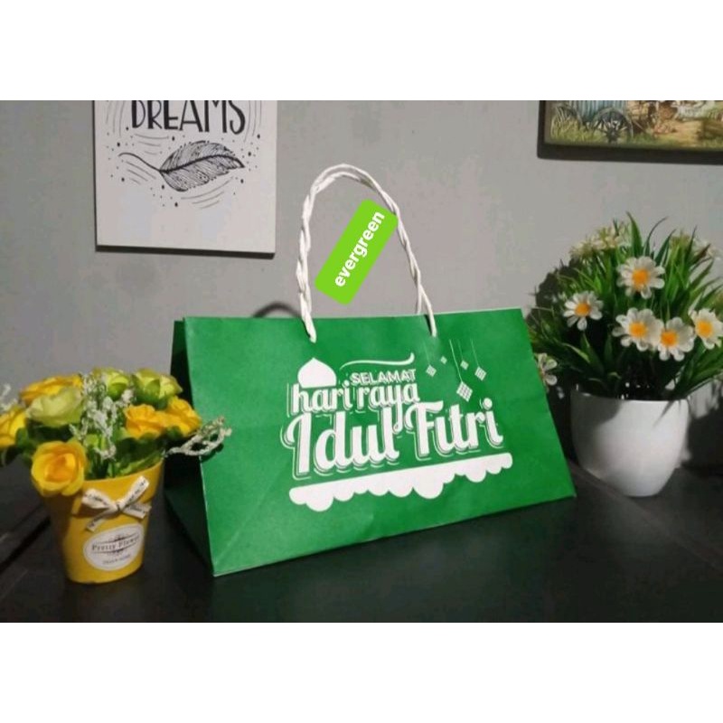

PL271315 | Paperbag lebaran Idul Fitri Paper bag Hijau Tas Kertas