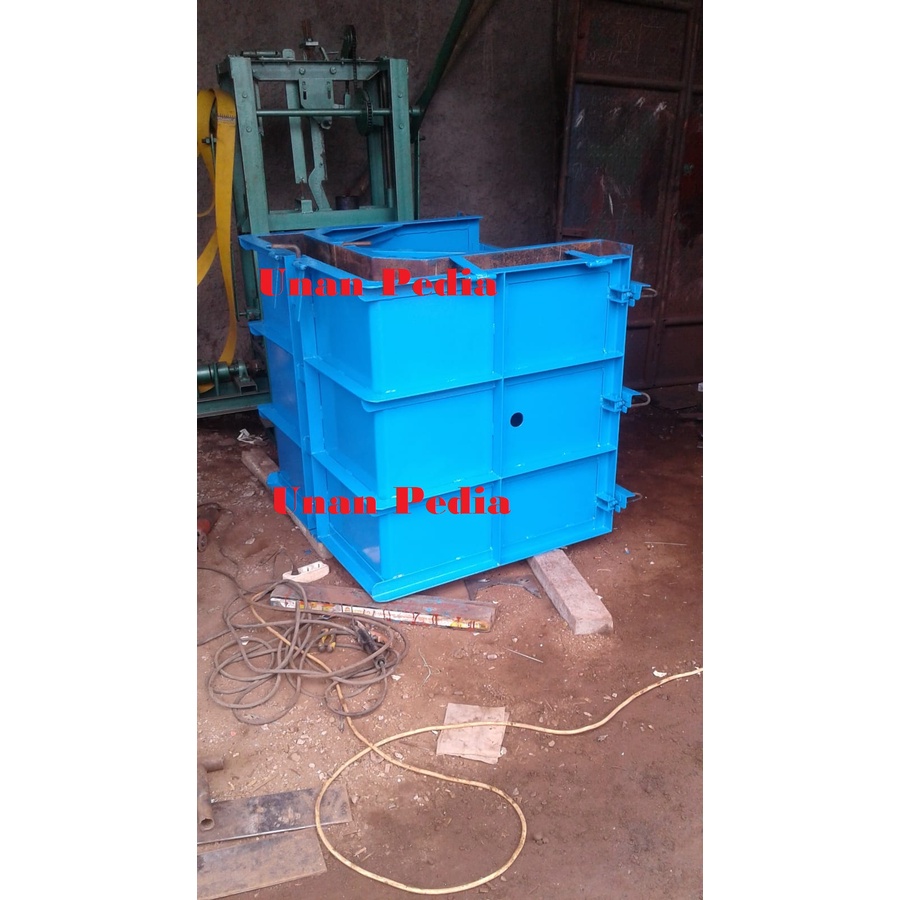Jual Cetakan Uditch Model Berdiri Uk.60 x 60 x 120 cm - Cetakan Saluran