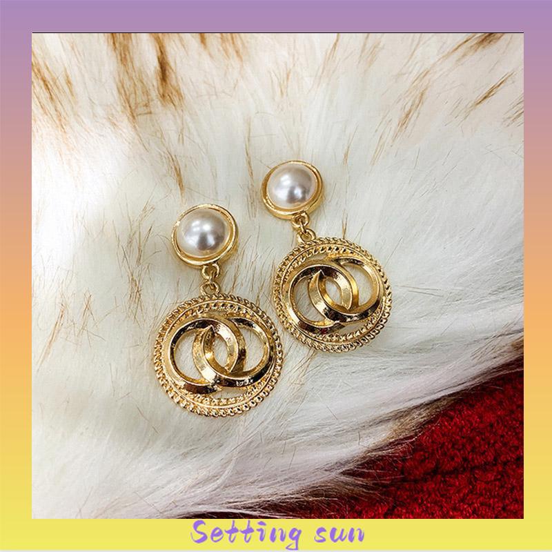 Anting-Anting Fashion Gaya Istana Anting-Anting Mutiara Anting-Anting Wanita Anting-Anting Kepribadian TN