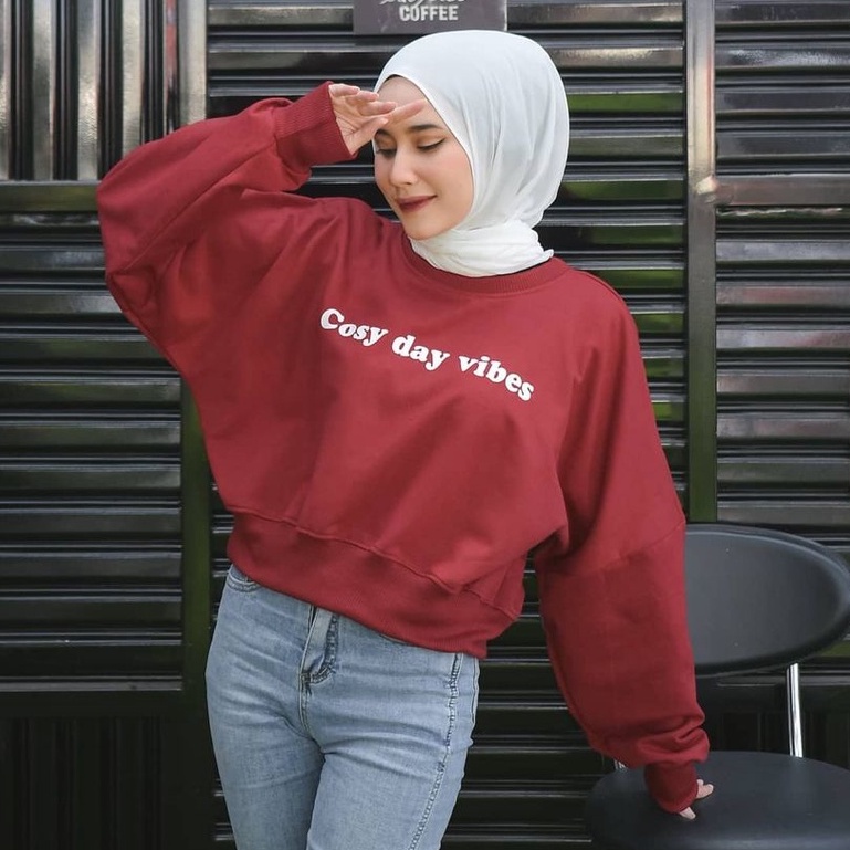 MVP - Cosy Day Vibes - Sweater Hoodie Wanita Kekinian