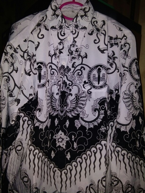 Kemeja Batik Pgri Pria Berfuring Bahan Polyster  By Tensa Yes