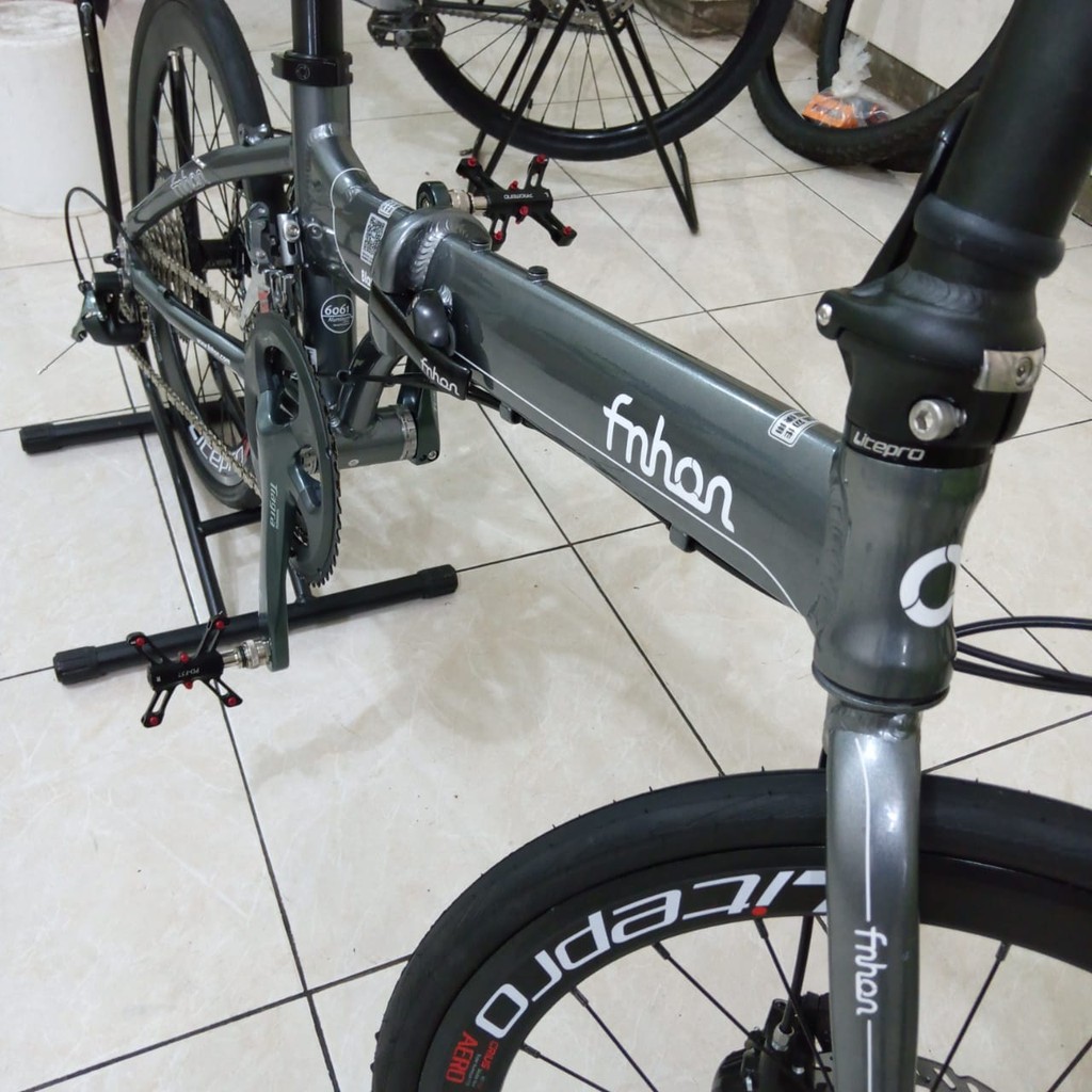 Fullbike Fnhon Blast Grey Abu-abu Discbrake Groupset Shimano Tiagra 2 x 10 Speed Sproket 11-42 MT200