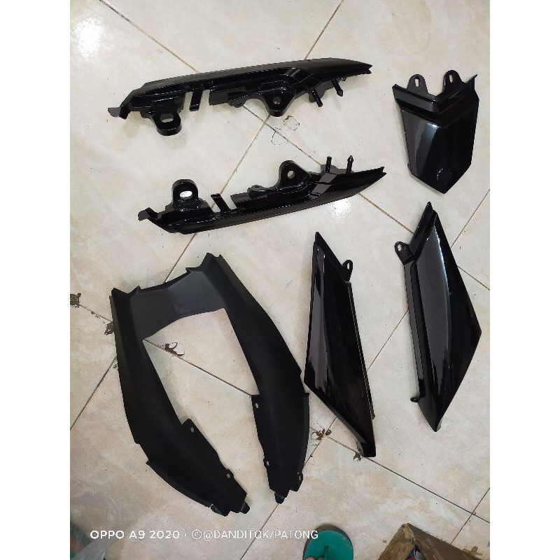 body set belakang Vixion new