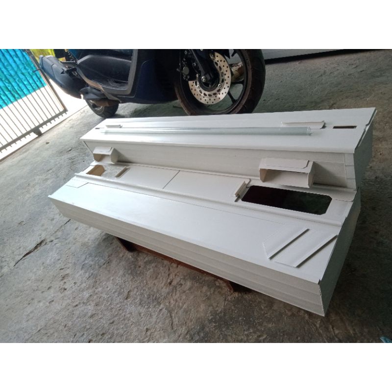 Tutup aquarium ukuran 100 cm dan talang filter aquarium