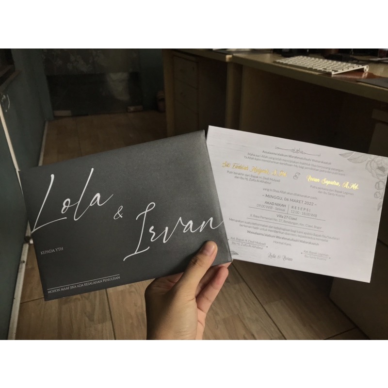 

UNDANGAN SINGLE HARD COVER /UNDANGAN MURAH/UNDANGAN ELEGANT