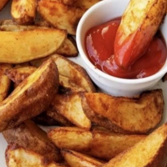

windytriastuti13 KENTANG WEDGES 2,5Kg. KENTANG GORENG WEDGES.KENTANG FROZEN WEDGES TERLARIS TERPERCAYA ORIGINAL