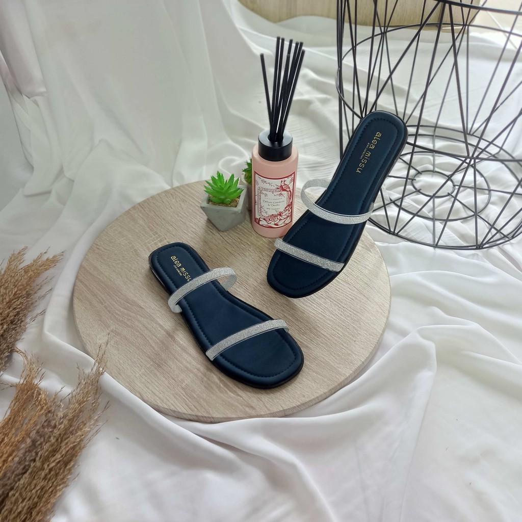 Carla sandals Tali Jelly Glitter Flat Sandal by aleamissu