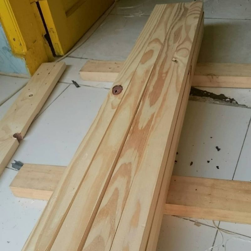 kayu reng / lis kayu jati belanda 120x4x2