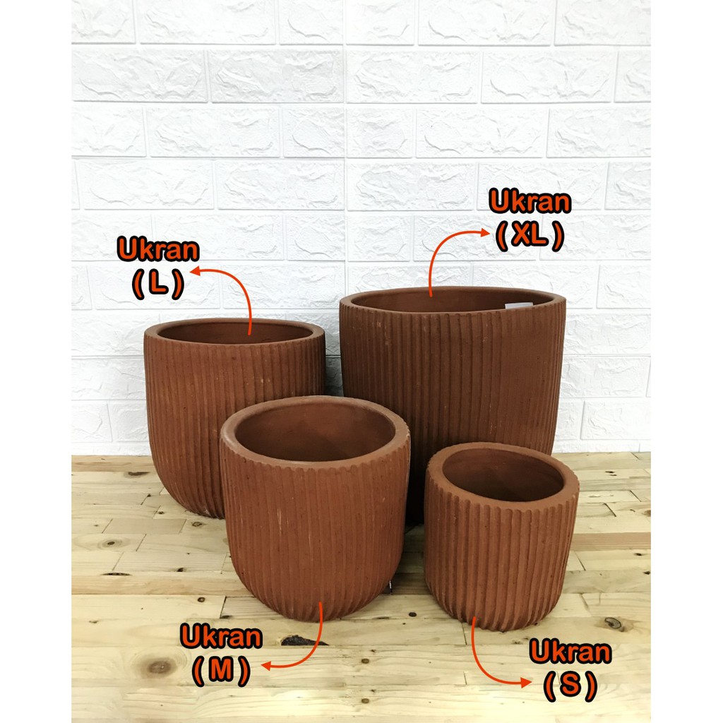 Pot Gerabah Terracotta / PTR KAPSUL Garis Lurus S (D = 12 T = 15)