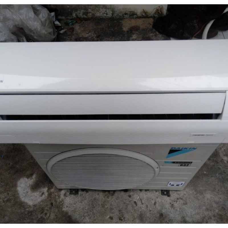 AC DAIKIN INVERTER 1.5 PK Thailand Second Bergaransi Unit Only