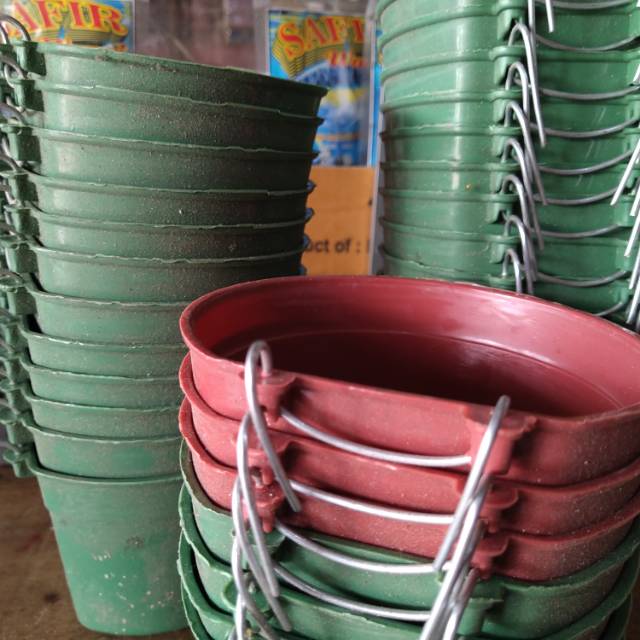 Cepuk minum ayam minum burung cepuk kawat